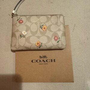 Coach Cream Floral Wallet Wristlet